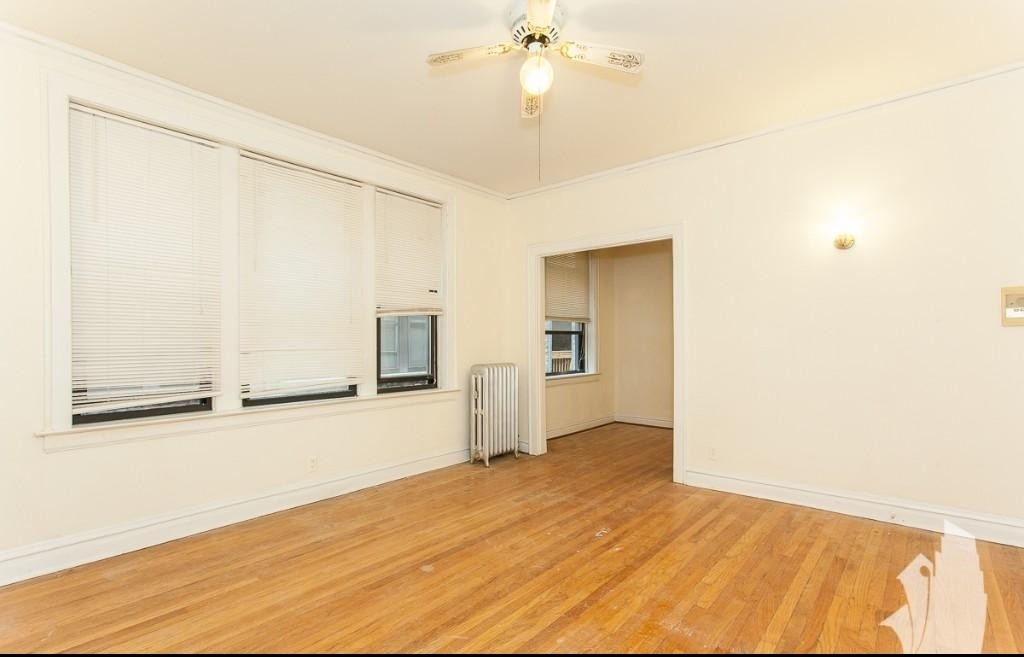 430-32 W Surf St - Photo 2