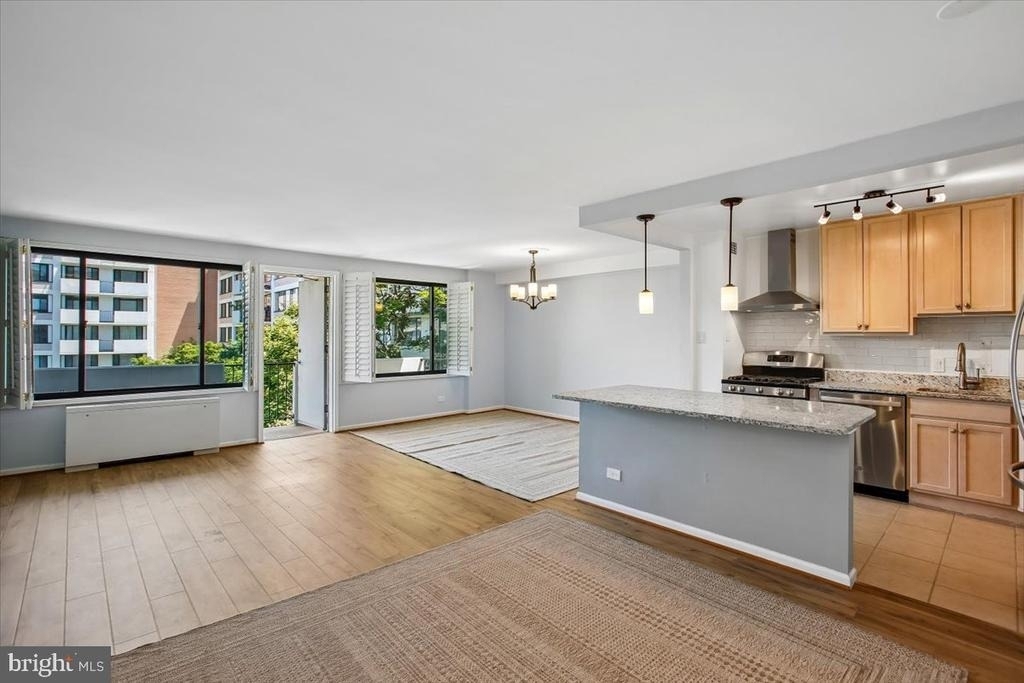 4501 Arlington Boulevard - Photo 2