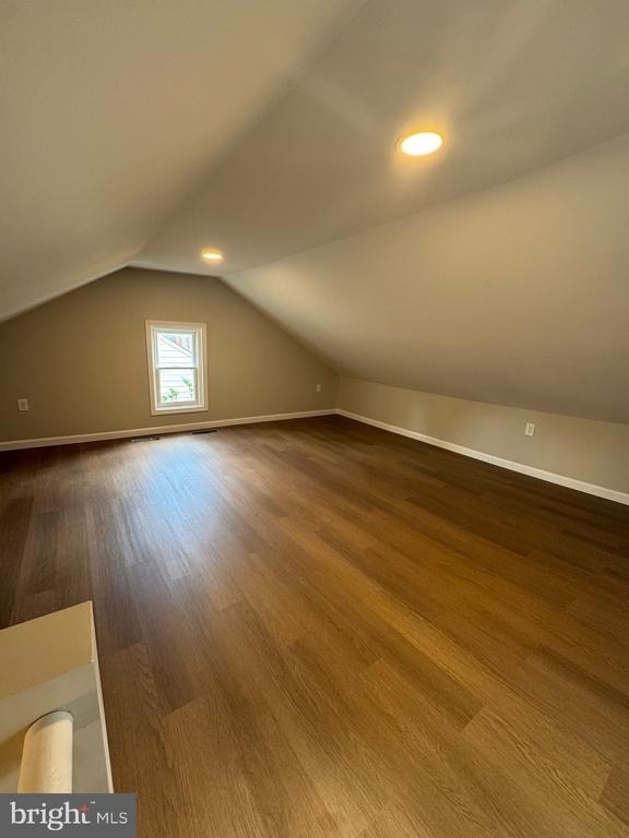 231 Roosevelt Avenue - Photo 15