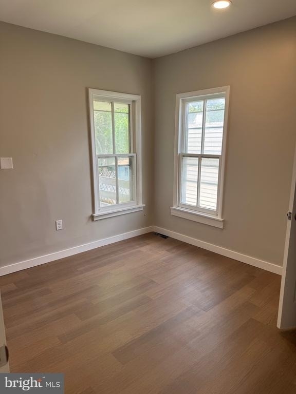 231 Roosevelt Avenue - Photo 13
