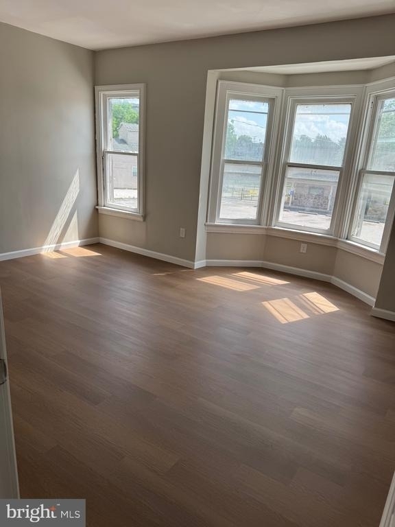 231 Roosevelt Avenue - Photo 14