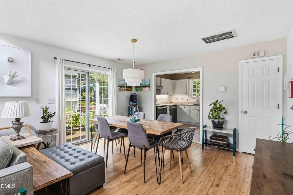 111 Briarhaven Drive - Photo 3