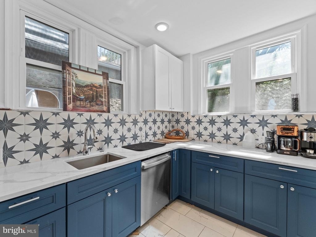 1939 S 23rd Street - Photo 10