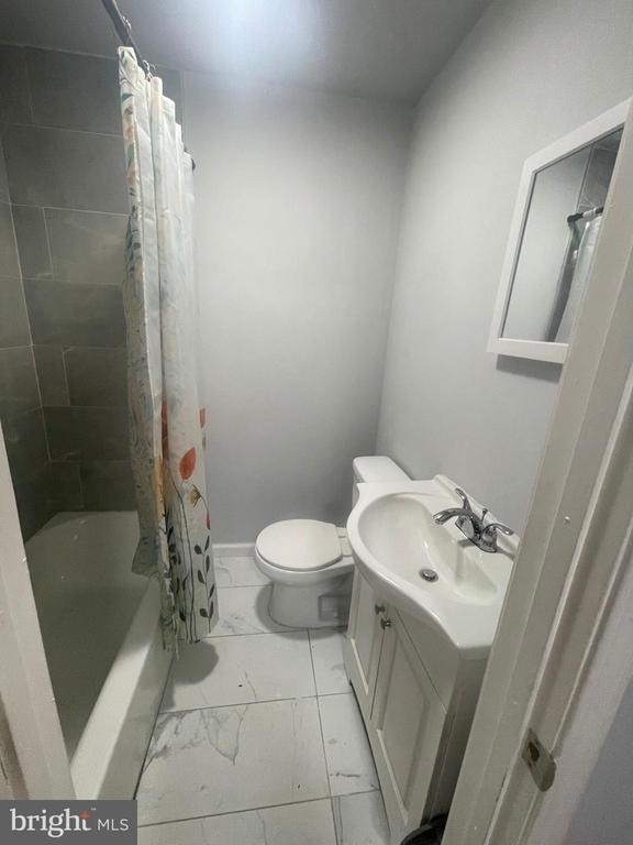 1913 S 20th Street - Photo 3
