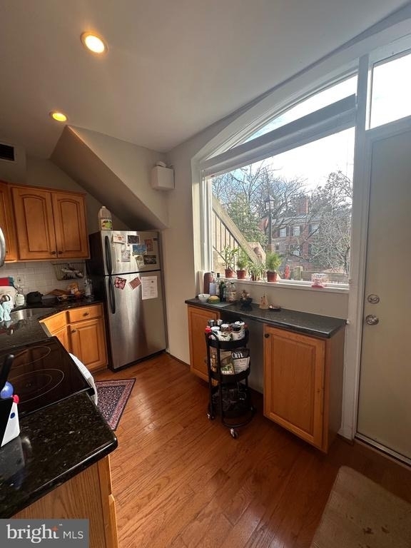 407 Cypress Street - Photo 6