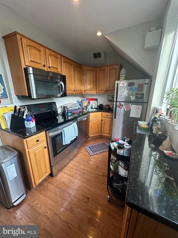 407 Cypress Street - Photo 3