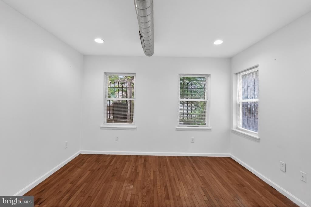 1729 W Master Street - Photo 7