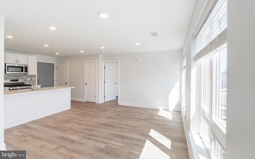 1616 N Bailey Street - Photo 8
