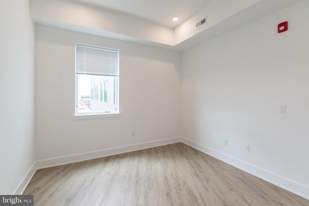 1622 Point Breeze Avenue - Photo 12