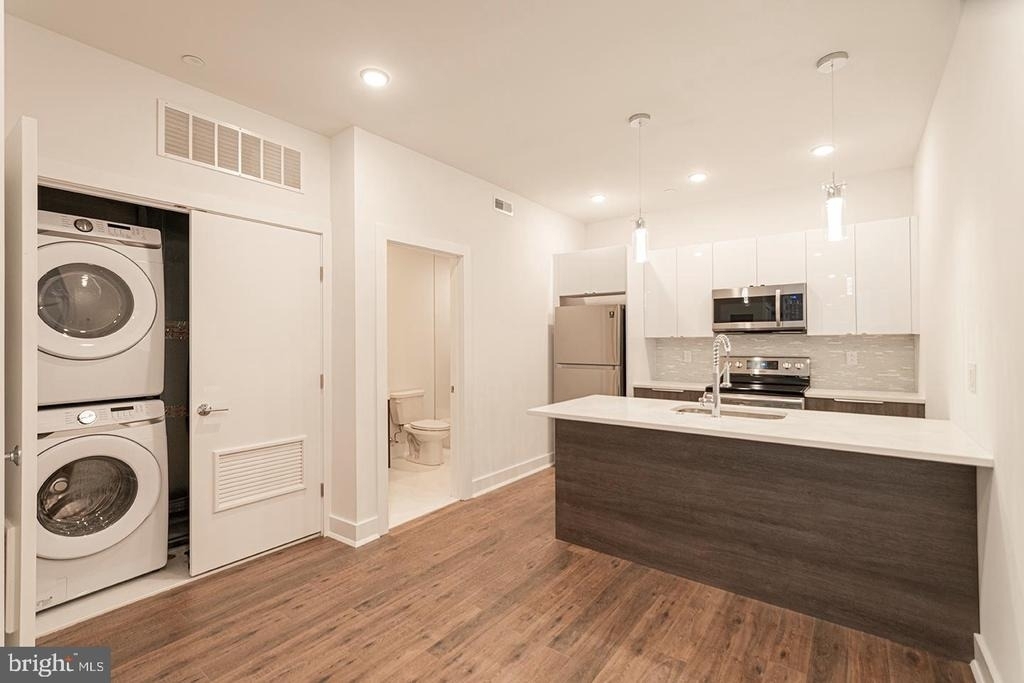 2623 Christian Street - Photo 0