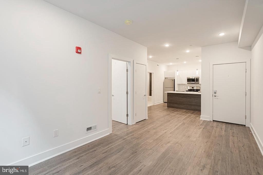 2623 Christian Street - Photo 2