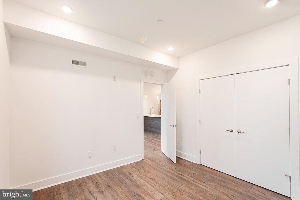 2623 Christian Street - Photo 8