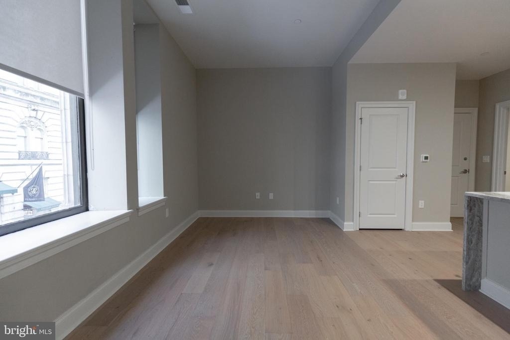 1411-1 Walnut Street - Photo 12