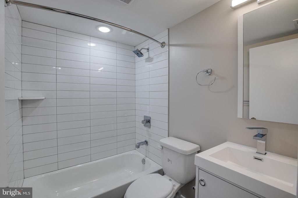 2019 N College Avenue - Photo 20