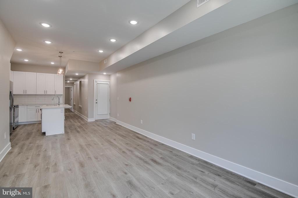 2019 N College Avenue - Photo 6