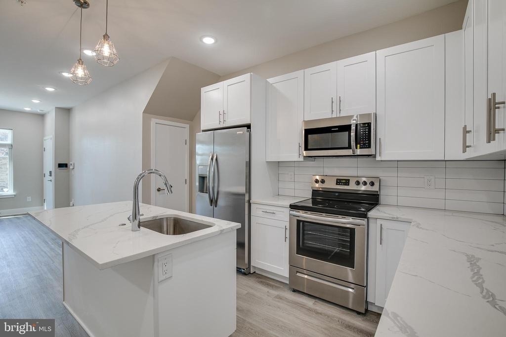 2019 N College Avenue - Photo 0