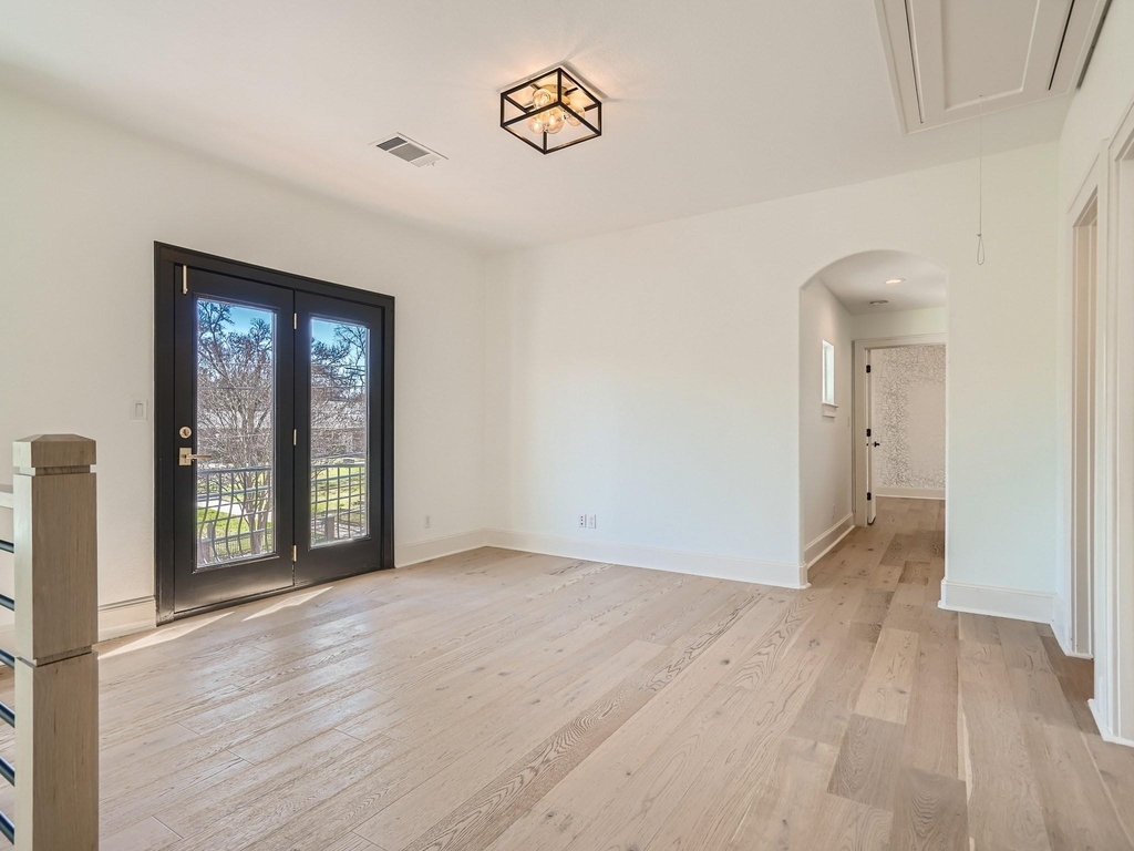 2625 Mccullough St - Photo 20