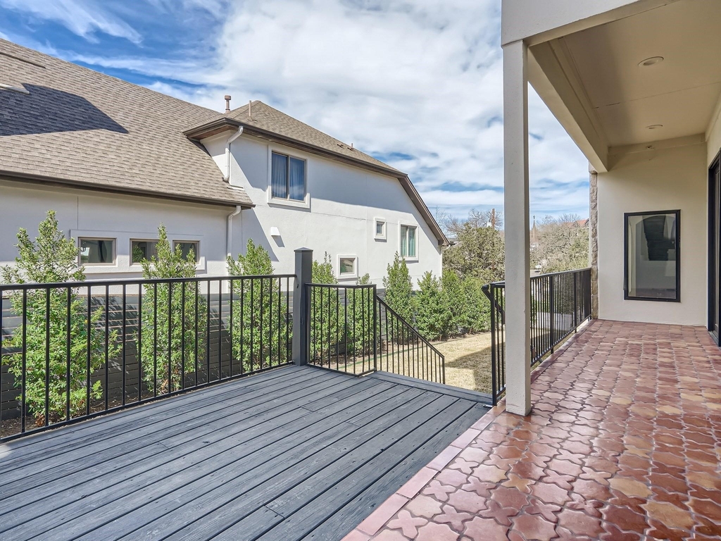 2625 Mccullough St - Photo 23