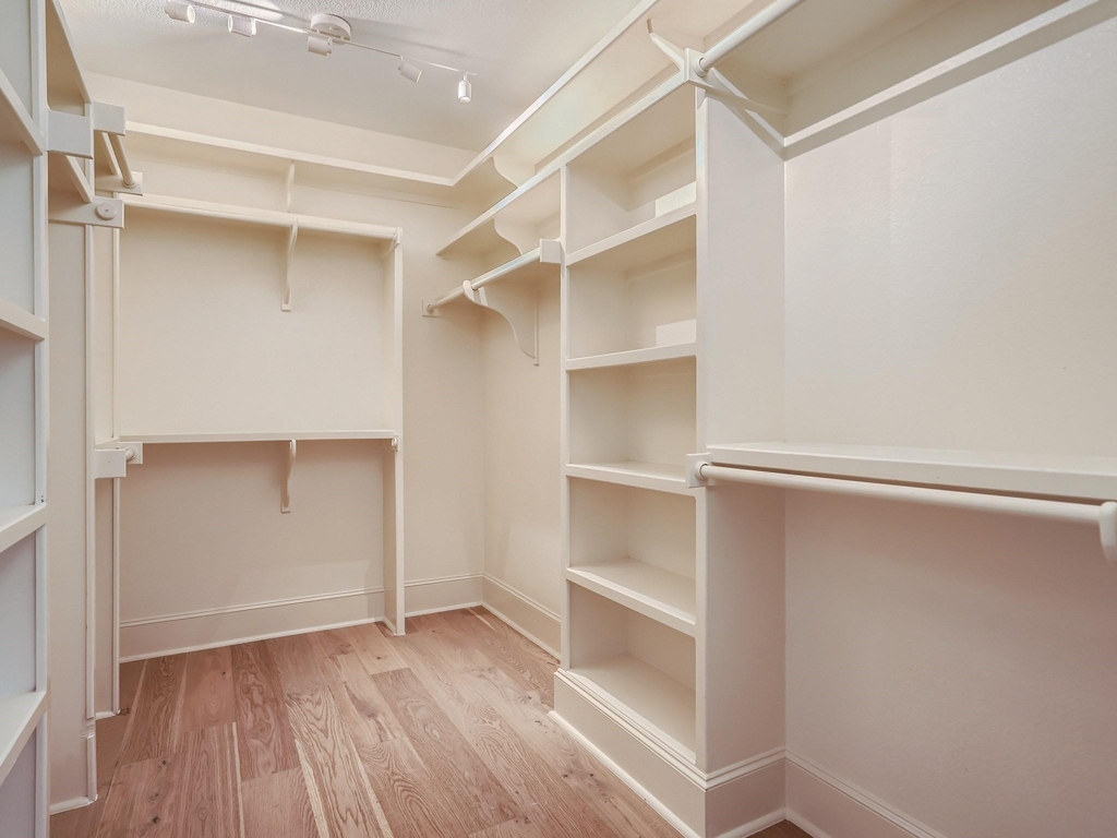 2625 Mccullough St - Photo 13