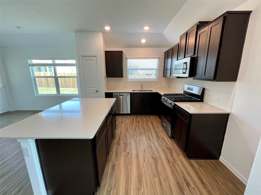 3208 Kenner Dr - Photo 10