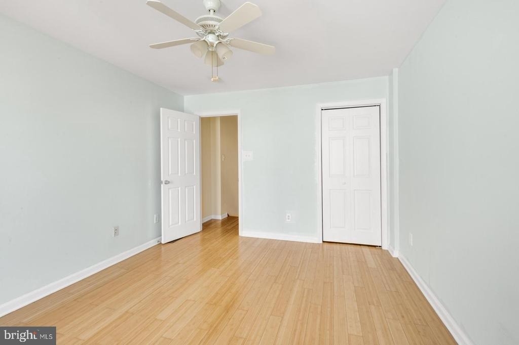 2476 Emerald Street - Photo 18