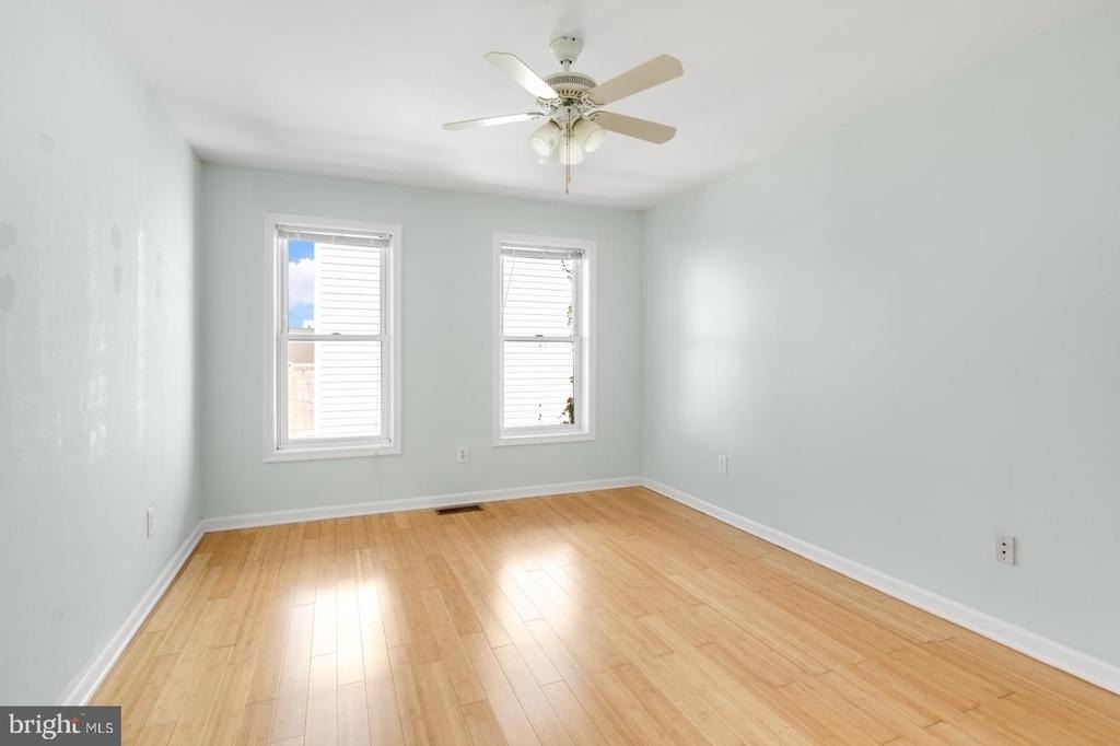 2476 Emerald Street - Photo 20