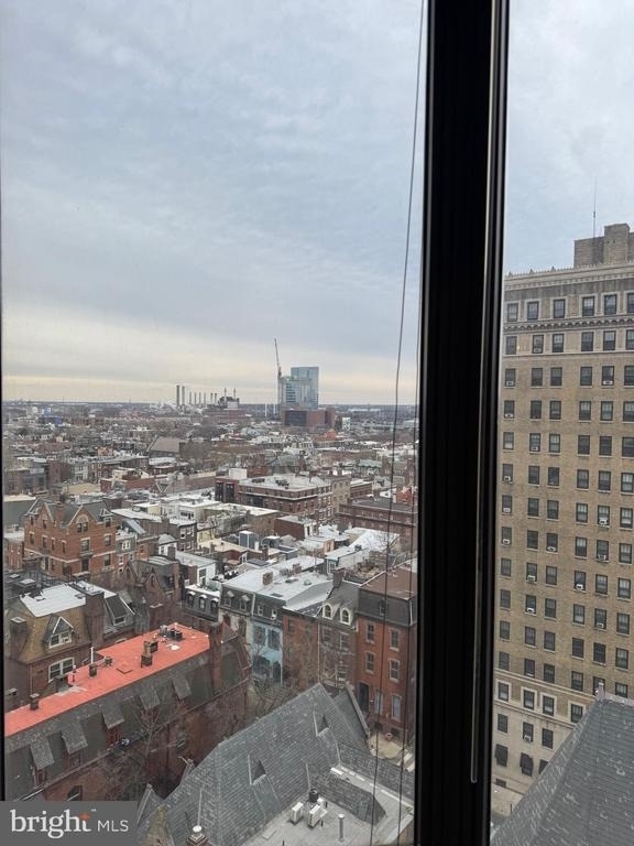2020 Walnut Street - Photo 6