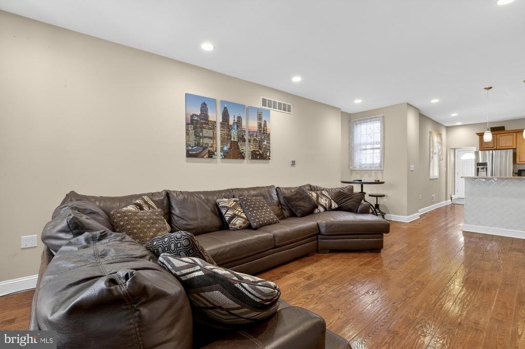 3408 Richmond Street - Photo 2