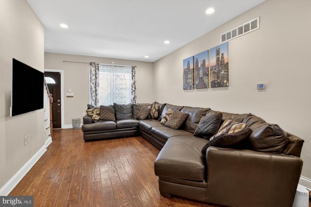 3408 Richmond Street - Photo 3