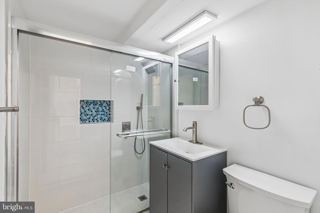 2101 Chestnut Street - Photo 10