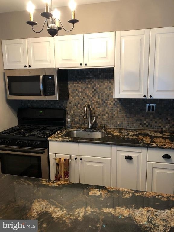 218 Delmar Street - Photo 4