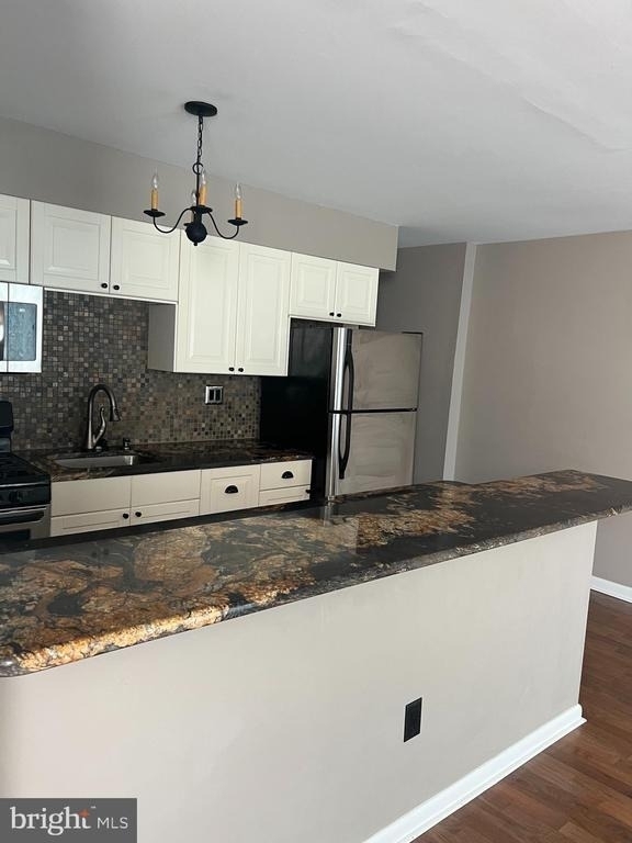218 Delmar Street - Photo 3