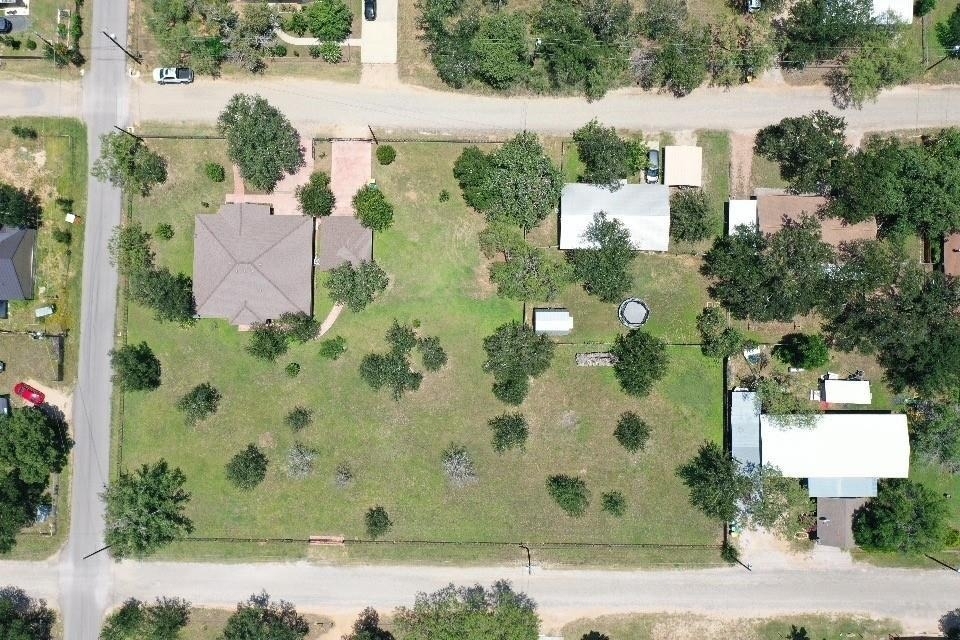1404 Kings Valley Dr - Photo 1