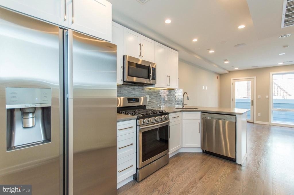 1703 Bainbridge Street - Photo 1