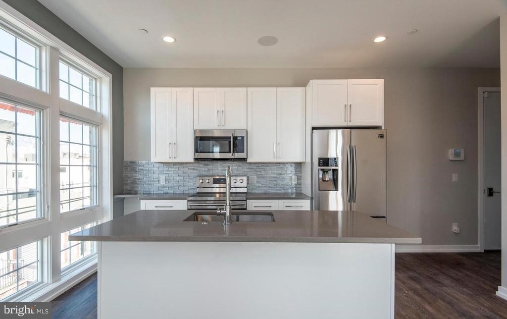 1340 S 13th Street - Photo 0