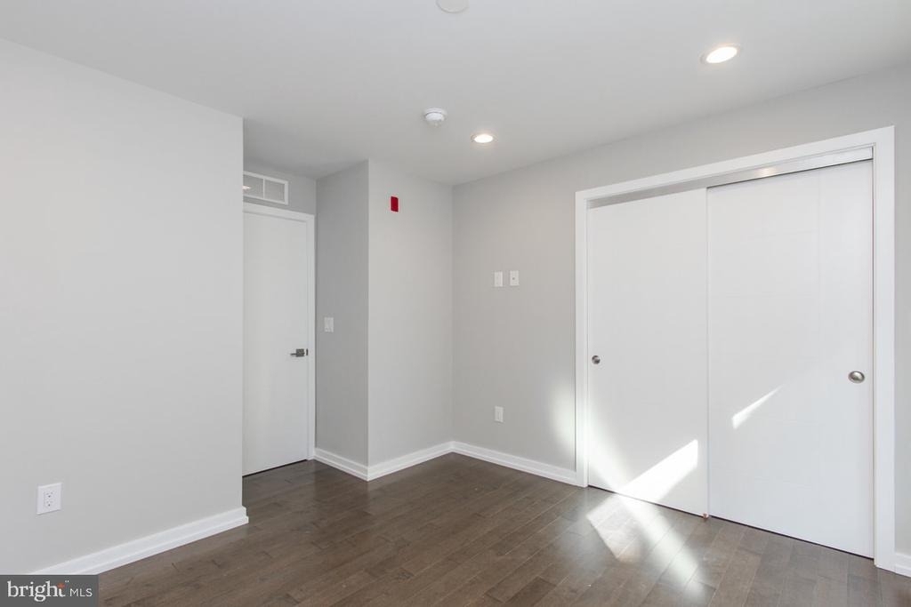 720 S Sartain Street - Photo 10