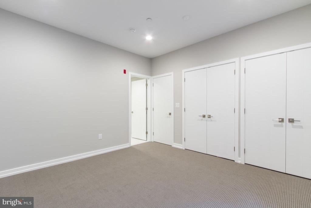 720 S Sartain Street - Photo 18