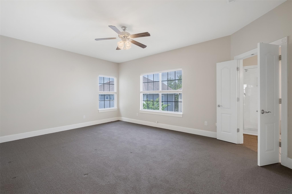 6715 Windrift Way - Photo 12