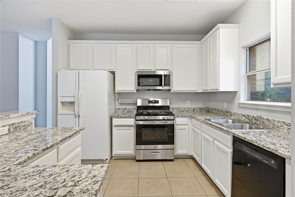 3621 Bratton Heights Dr - Photo 10