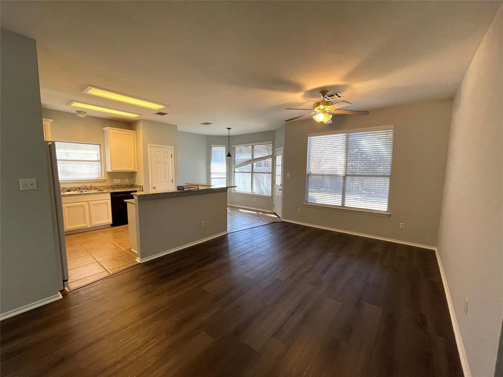 3621 Bratton Heights Dr - Photo 3