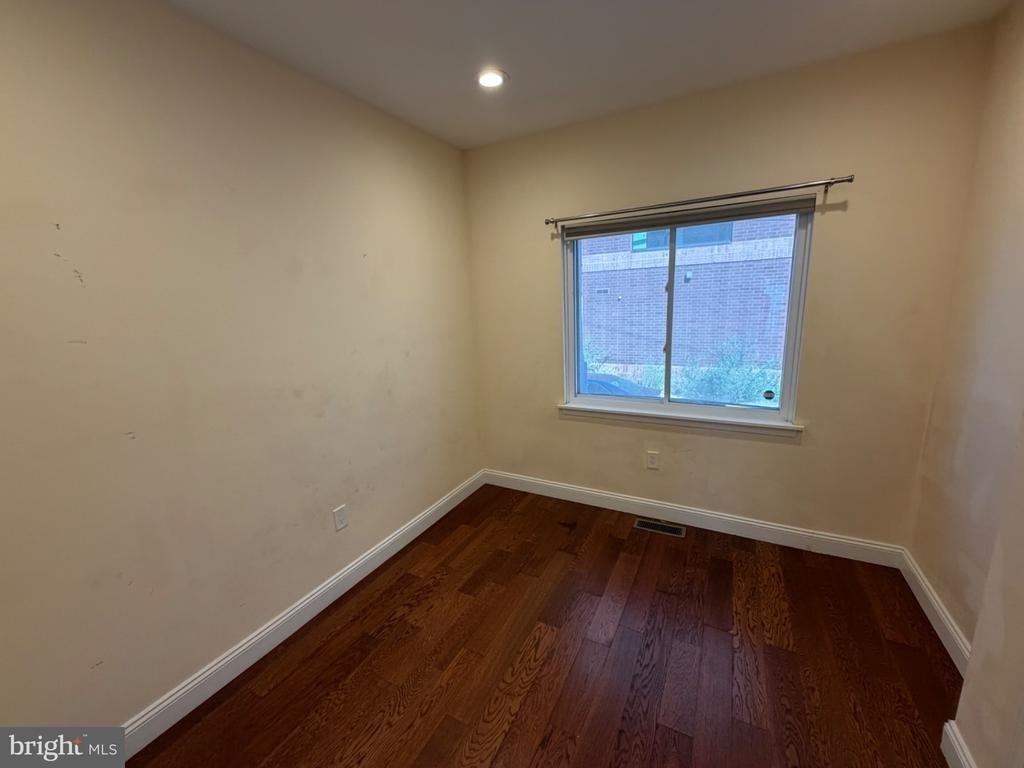 1614 Cambridge Street - Photo 5