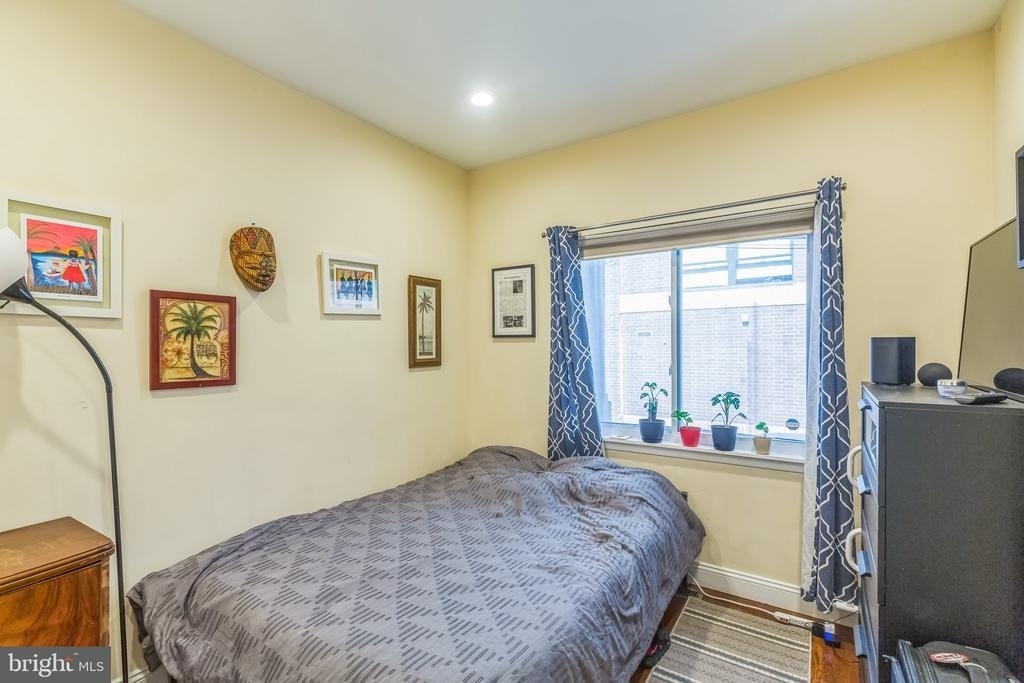 1614 Cambridge Street - Photo 5