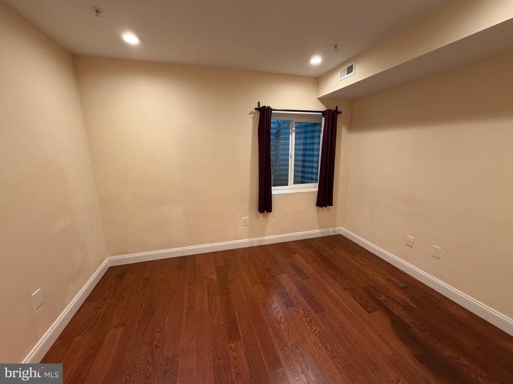 1614 Cambridge Street - Photo 9