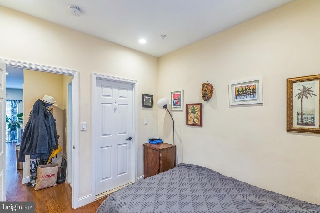 1614 Cambridge Street - Photo 6