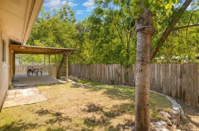 2121 Trede Dr - Photo 24