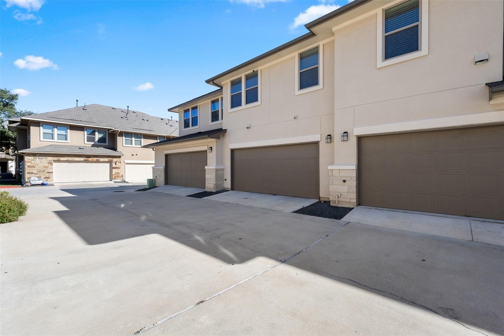 13800 Lyndhurst St - Photo 28