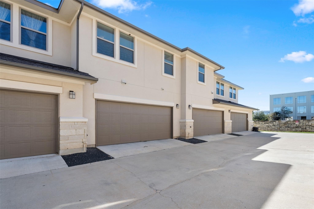 13800 Lyndhurst St - Photo 29