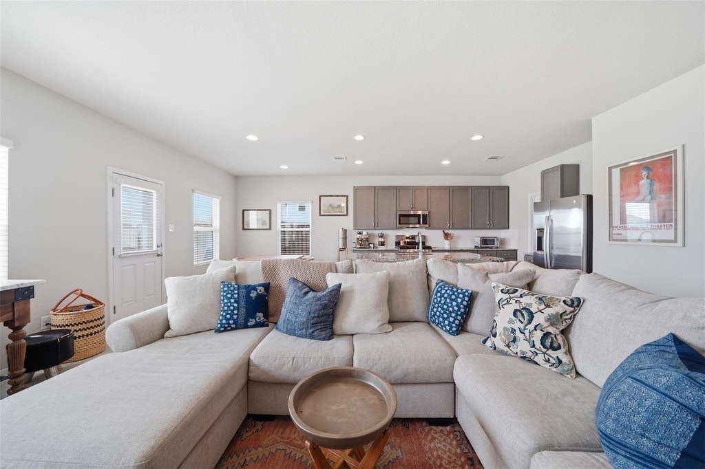 641 Running Creek Dr - Photo 8