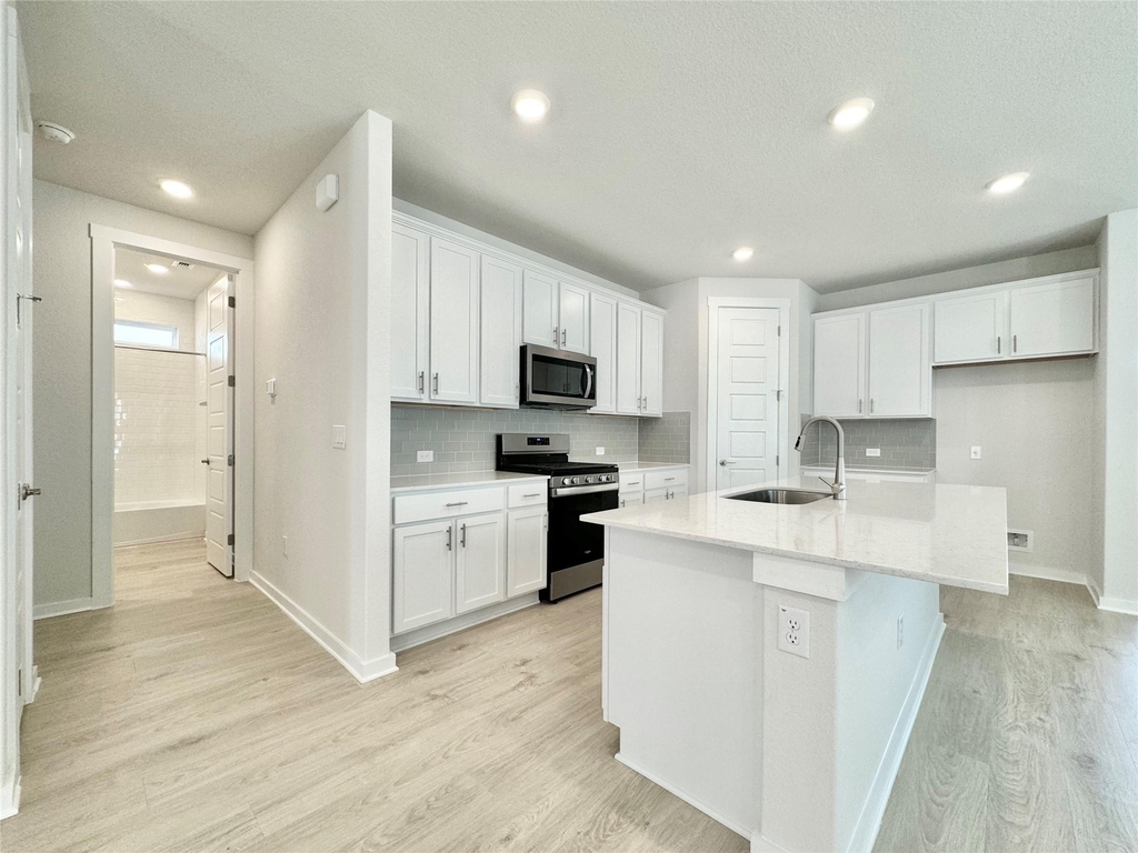 404 Tinto St - Photo 5