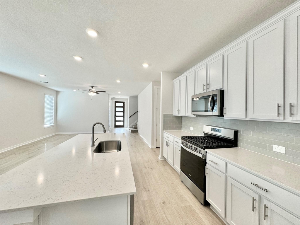 404 Tinto St - Photo 10